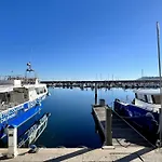 2 Pieces Dans Avec Piscine Au Port D'argeles Sur Ar045-c64 * Argelès-sur-Mer