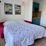 2 Pieces Dans Avec Piscine Au Port D'argeles Sur Ar045-c64 Appartement Argelès-sur-Mer