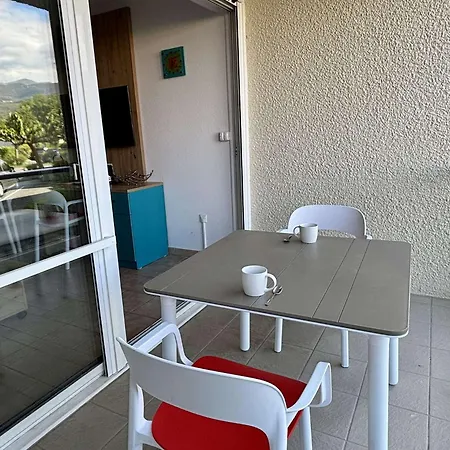 2 Pieces Dans Avec Piscine Au Port D'argeles Sur Ar045-c64 Appartement *